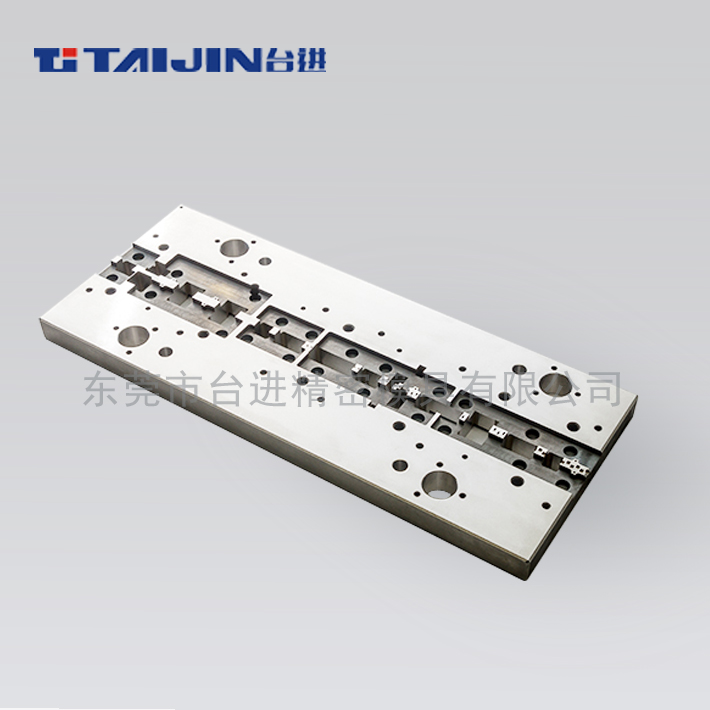 连续冲压模具-脱料板,精密模具加工