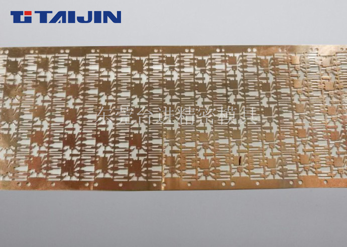 DIP007（151*119）-5P样品