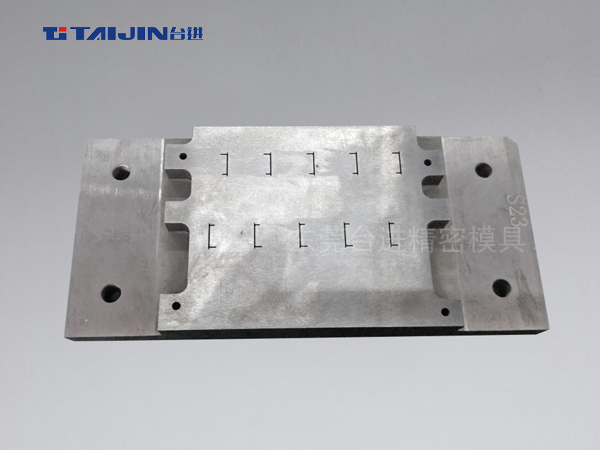 引线框架SOP-16...