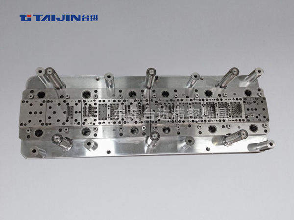 引线框架SOP-16...