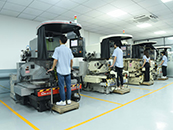 台进PG光学研磨加工车间