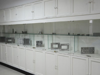 精密模具零部件展示