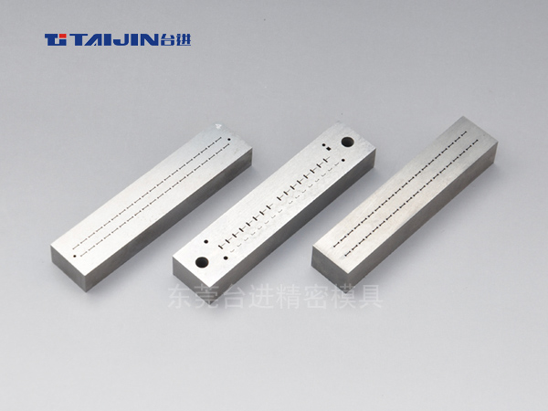 LED模具部品